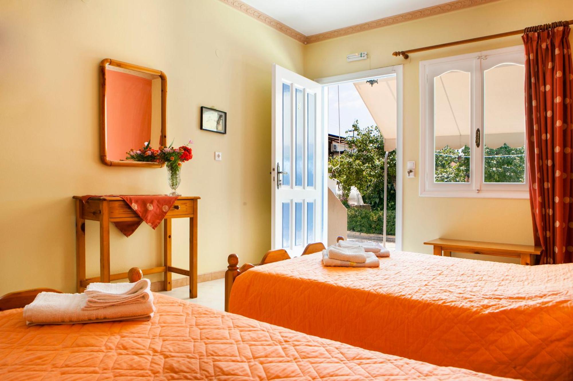 Tzivras Villa & Apartments 라시 객실 사진
